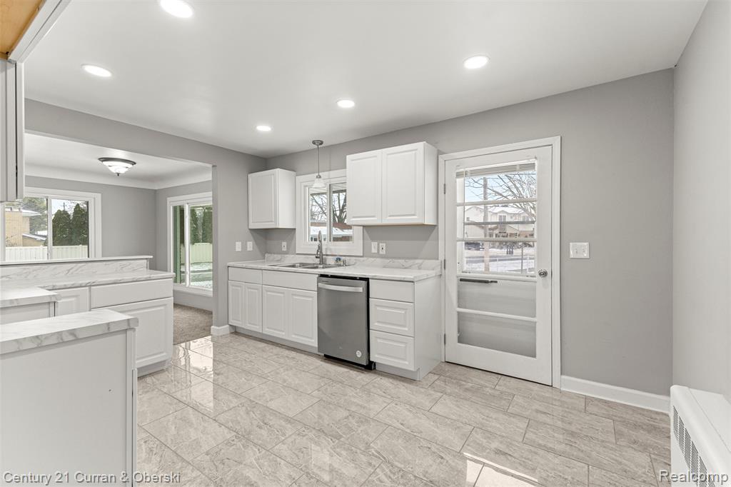 30631 Bayview Drive, Gibraltar, MI — Photo 14