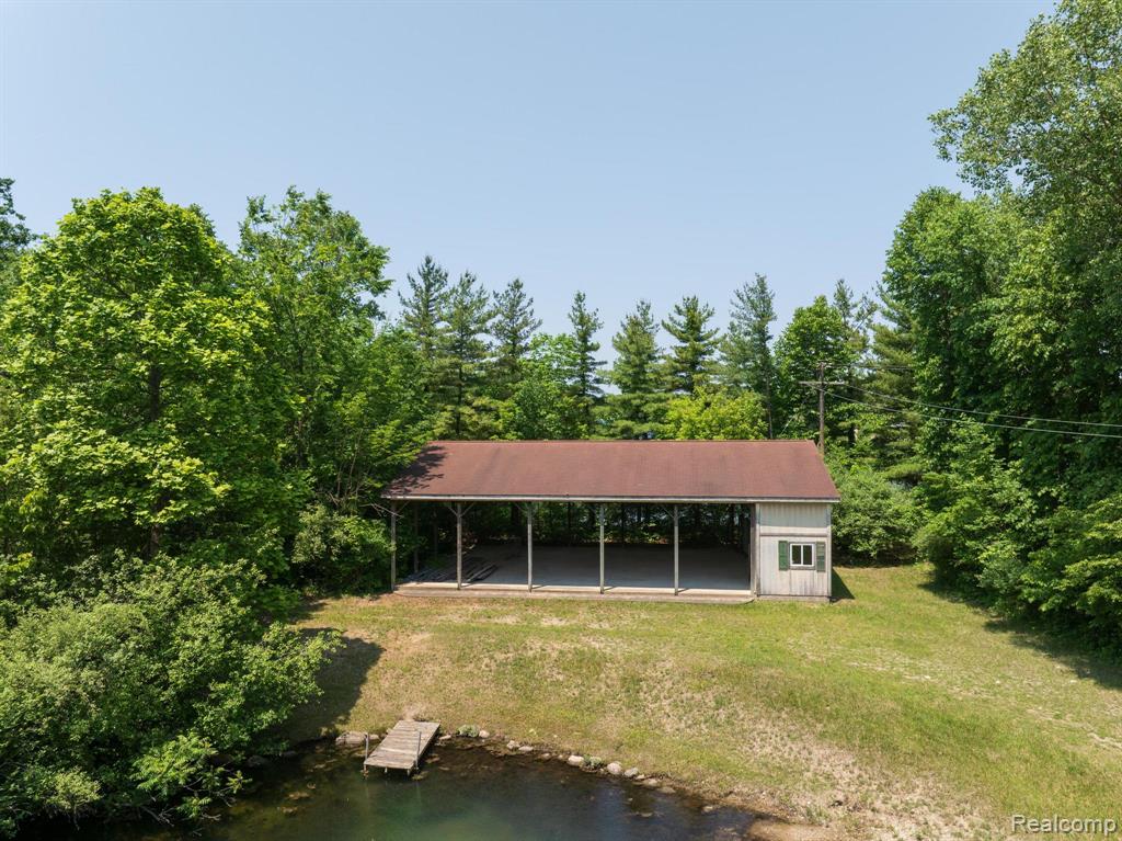7490 ANDERSONVILLE Road, Clarkston, MI — Photo 2