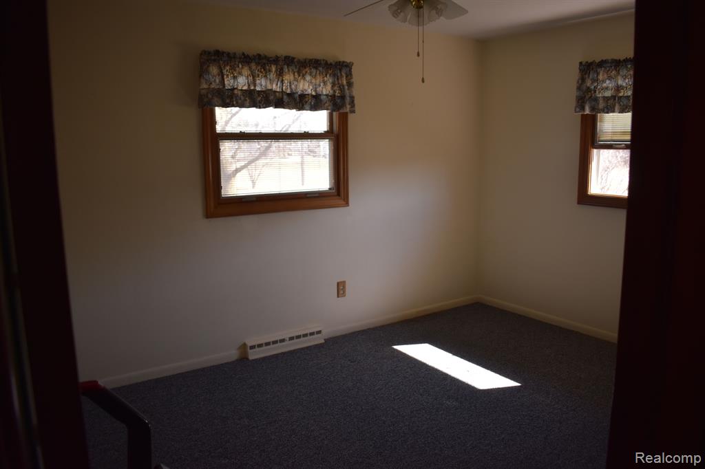5211 N FOWLERVILLE Road N, Fowlerville, MI 48836 — Photo 8
