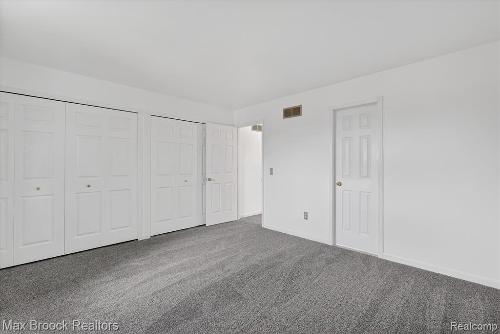 5001 Sylvanview Drive, Clarkston, MI 48348 — Photo 7