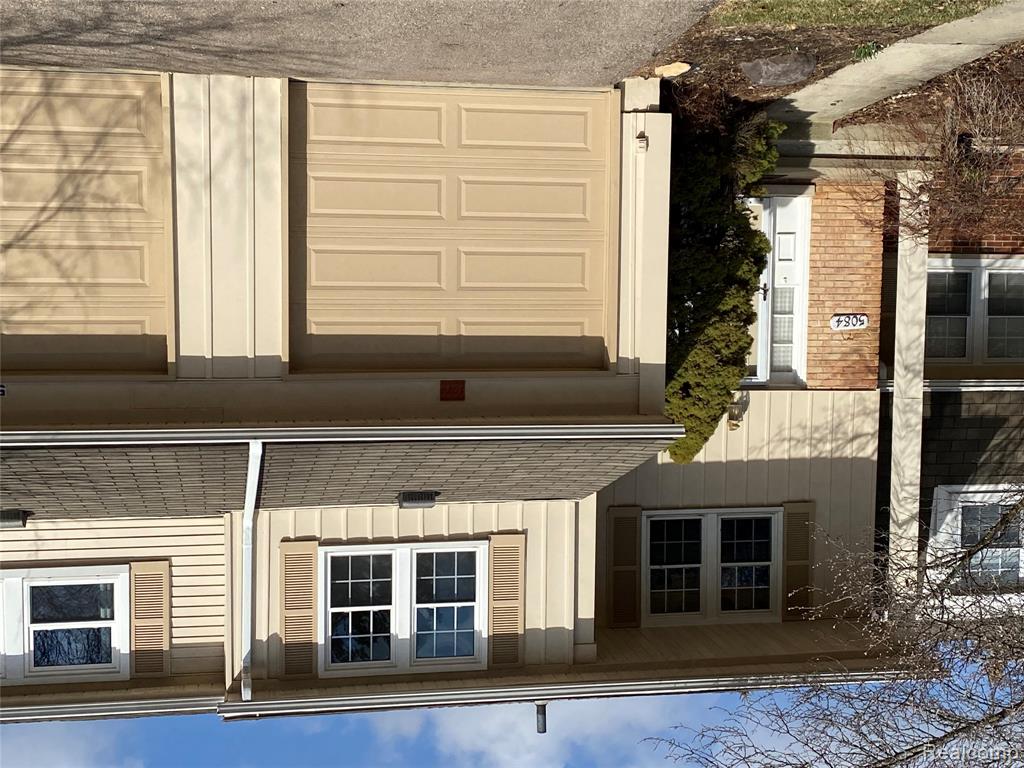 5084 Buckingham, Troy, MI 48098 — front exterior