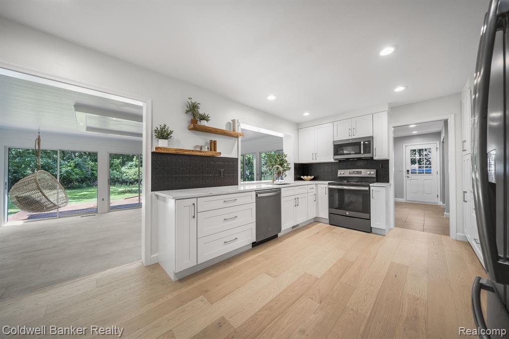 5679 Hunters Gate, Troy, MI 48098 — Photo 17