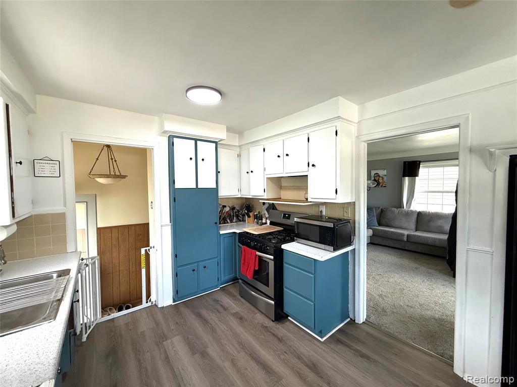 4220 Burns Avenue, Lincoln Park, MI 48146 — Photo 9