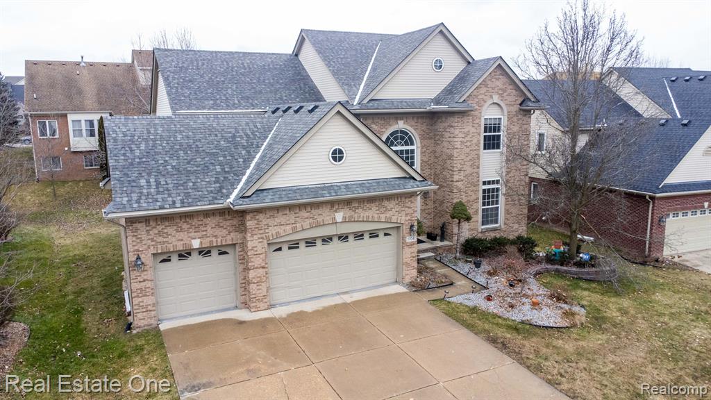 17041 ALGONQUIN Drive, Northville, MI 48168 — Photo 5