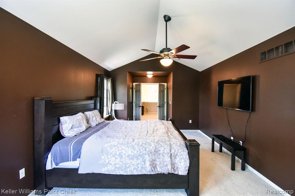 42696 FAULKNER Drive, Novi, MI 48377 — Photo 41