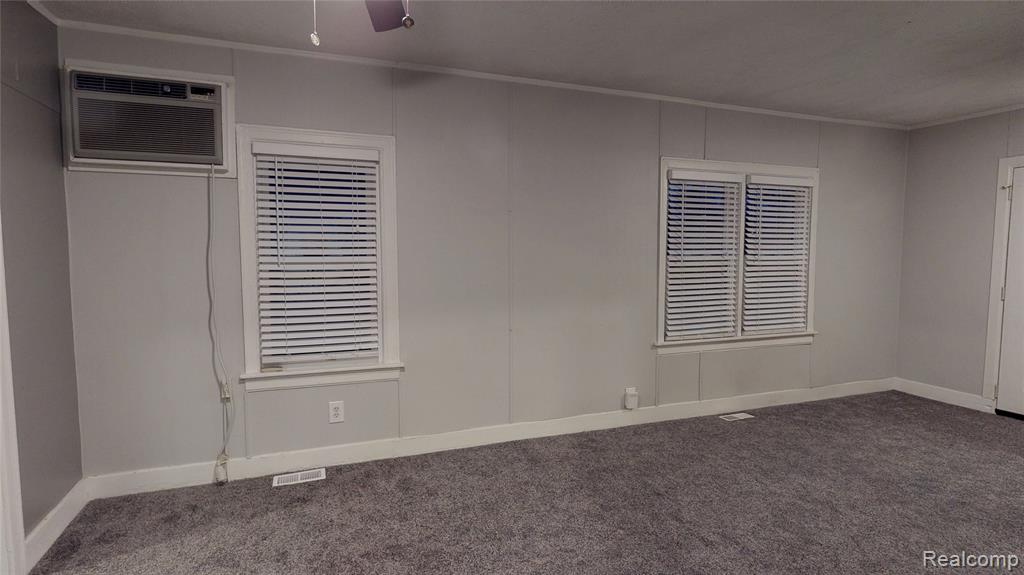 4015 Oak Knoll Road, Waterford, MI 48328 — Photo 7