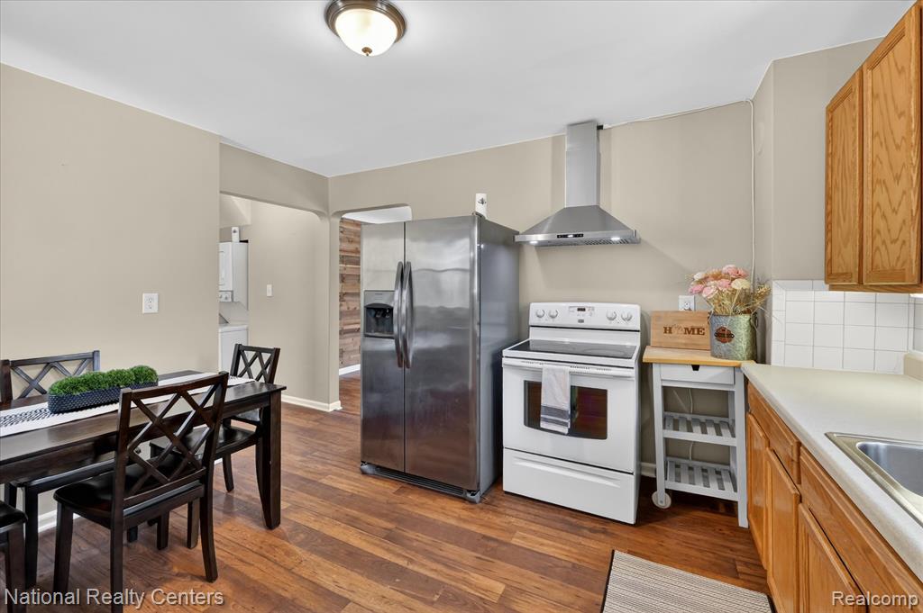 38982 Wabash Street, Romulus, MI 48174 — Photo 13