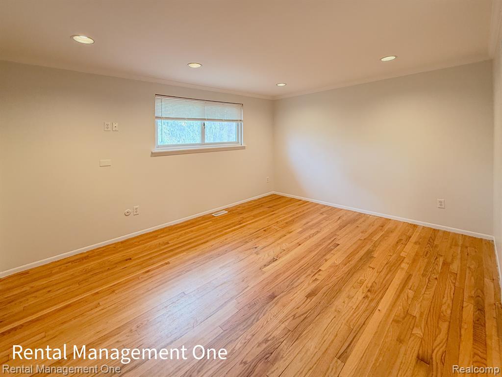 5604 HAYMEADOW Drive, West Bloomfield, MI — Photo 22
