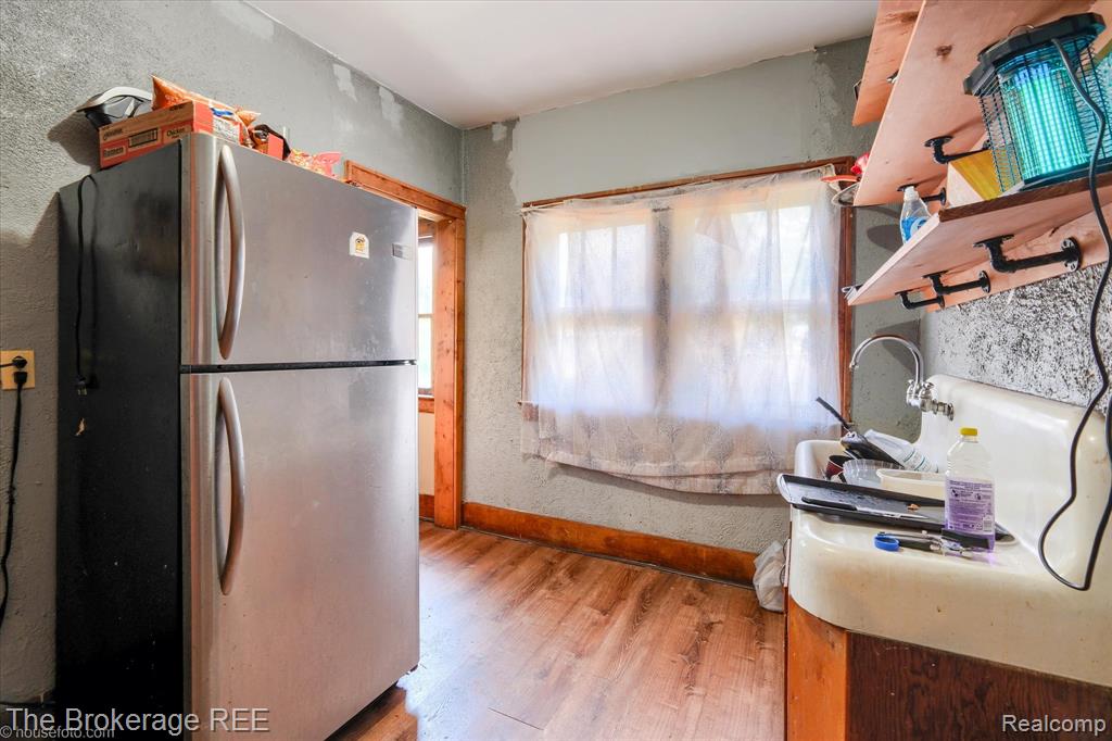 710 Pierson Street, Flint, MI 48503 — Photo 11