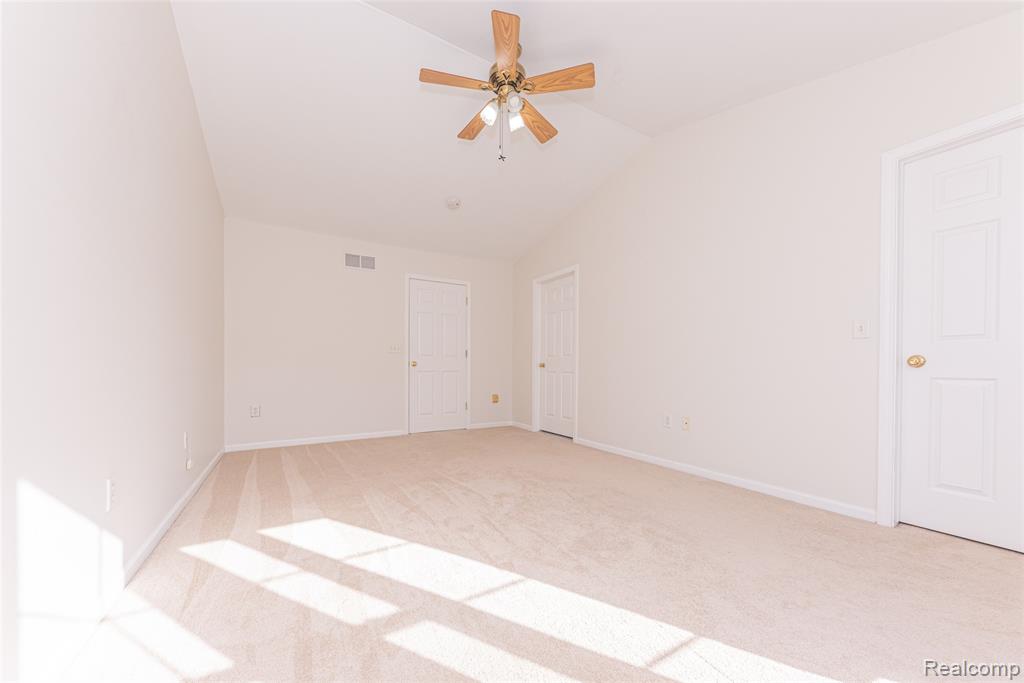 41861 Yeats Drive, Novi, MI — Photo 11