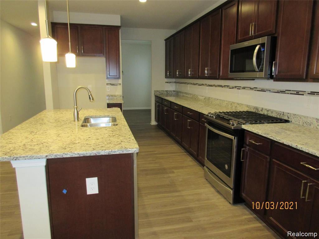 626 BACKSHORE Drive, Canton, MI 48187 — Photo 14