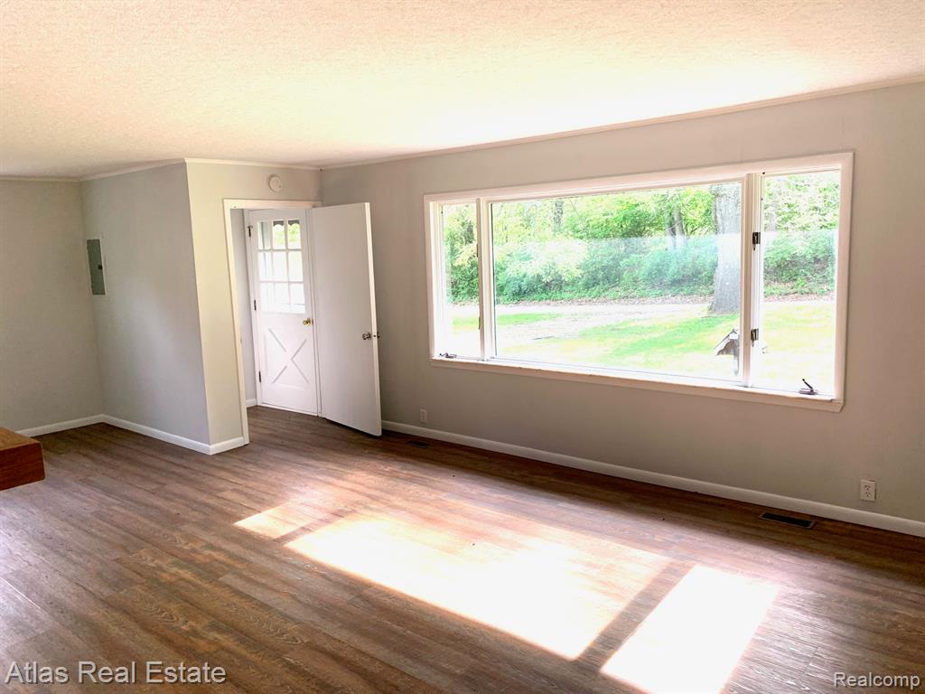15145 Worden Road, Holly, MI 48442 — Photo 7