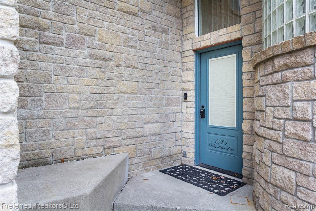 8783 Cooley Beach Drive, White Lake, MI — Photo 4