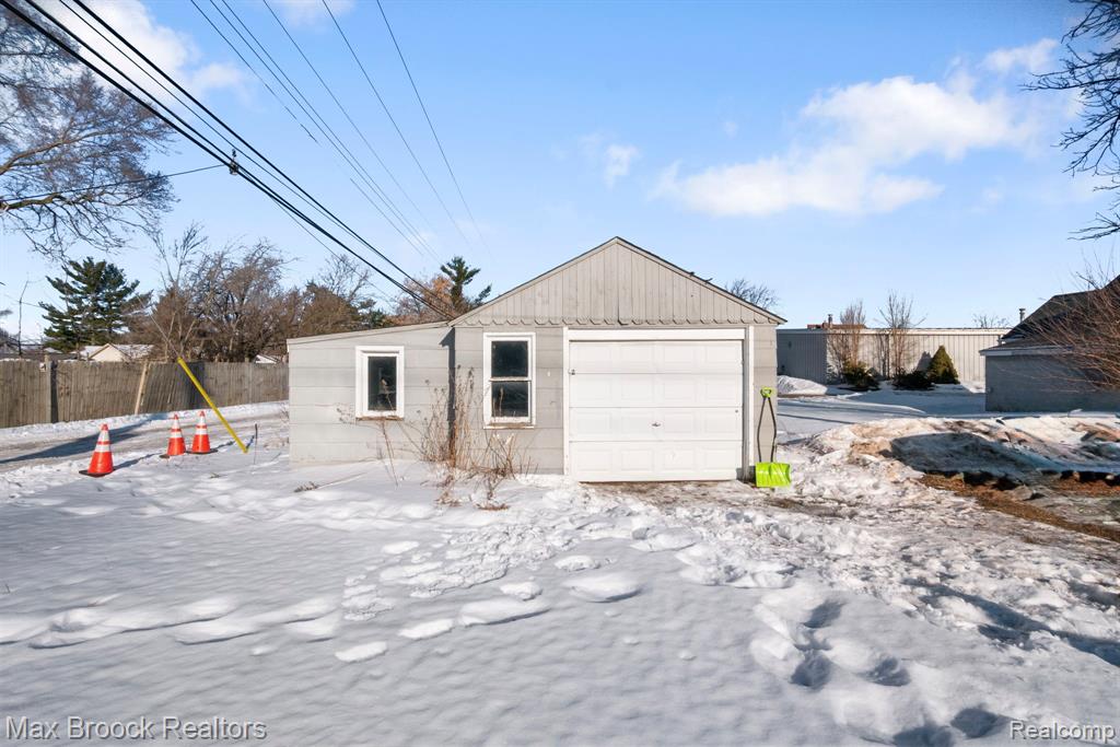 666 S Lapeer Road, Oxford, MI 48371 — Photo 55
