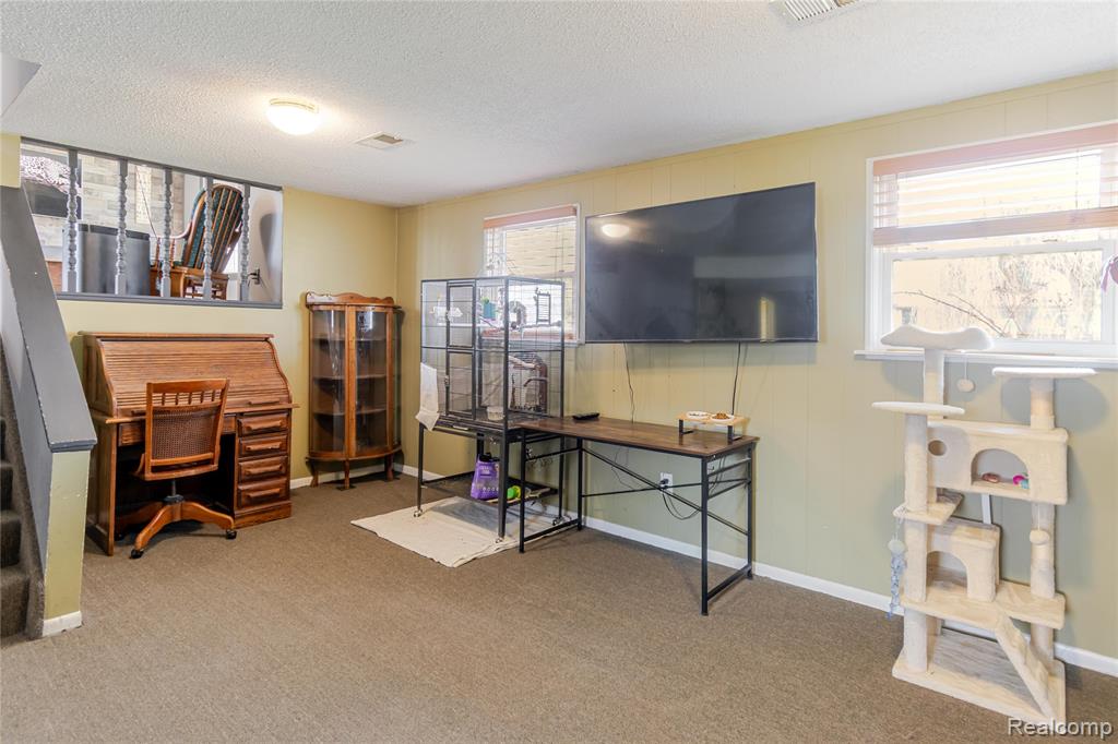 7357 Ponderosa Drive, Swartz Creek, MI 48473 — Photo 16