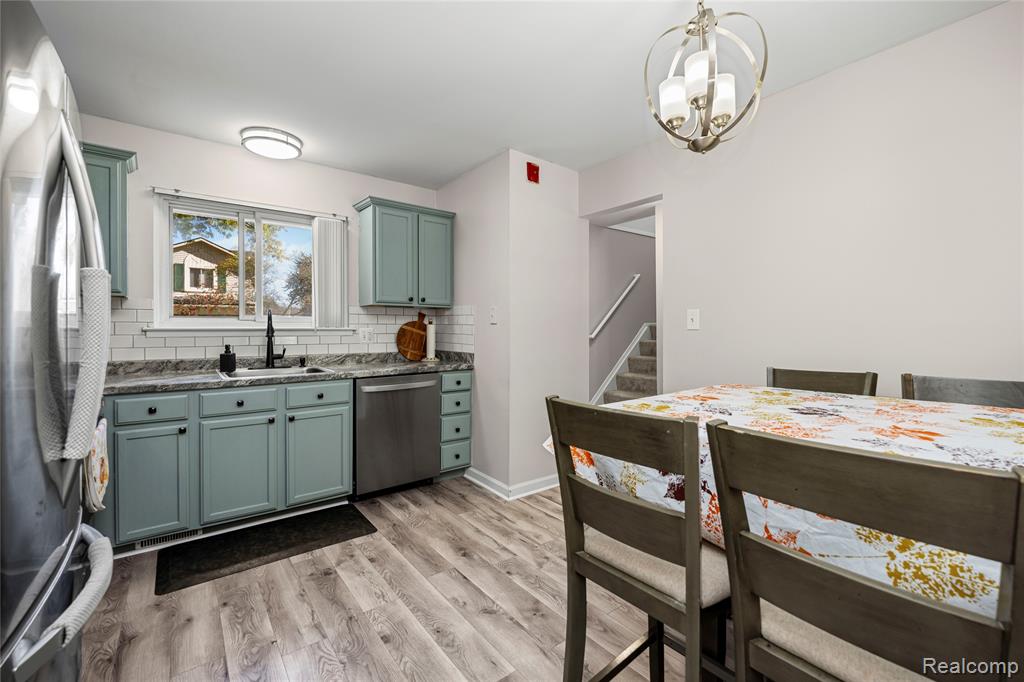 1945 W Franklin Drive, Canton, MI 48187 — Photo 9
