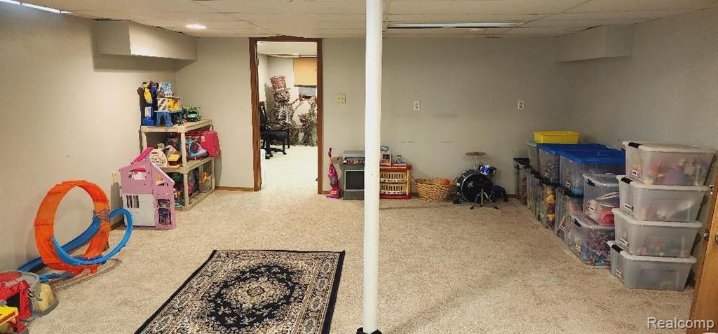210 N PRINCESS Drive W, Canton, MI 48188 — Photo 66