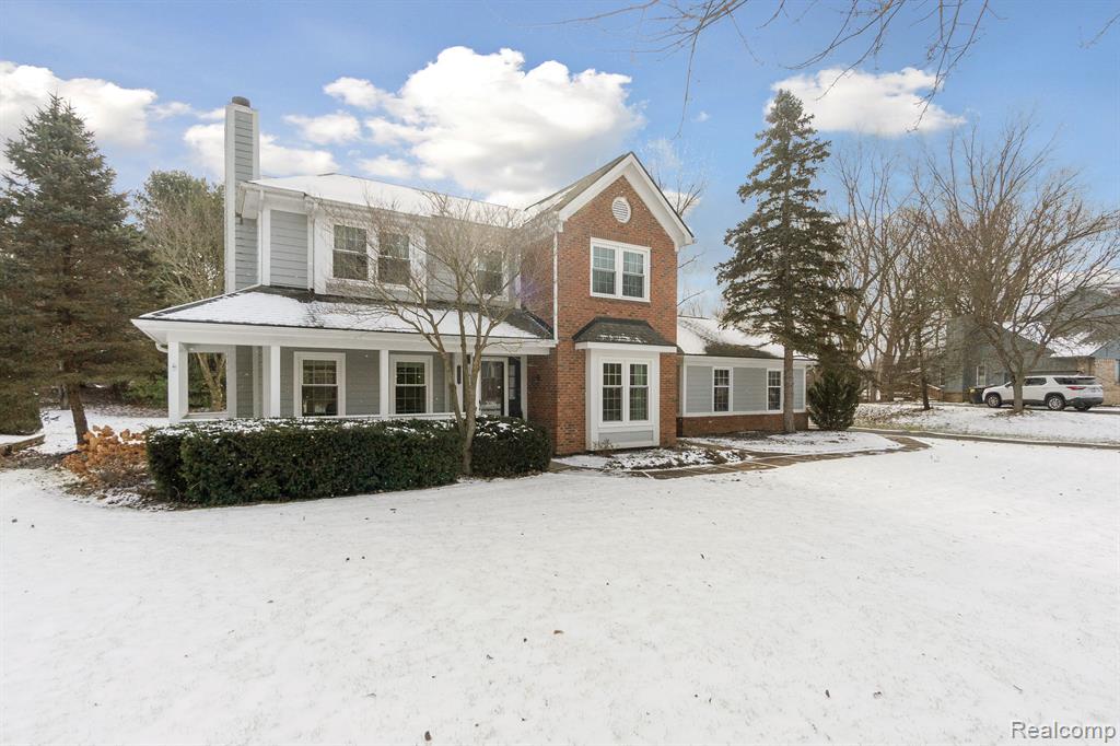 2086 CUMBERLAND Drive, Brighton, MI 48114 — Photo 4