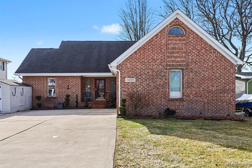 7277 Cardinal Street, Algonac, MI 48001 — Photo 8