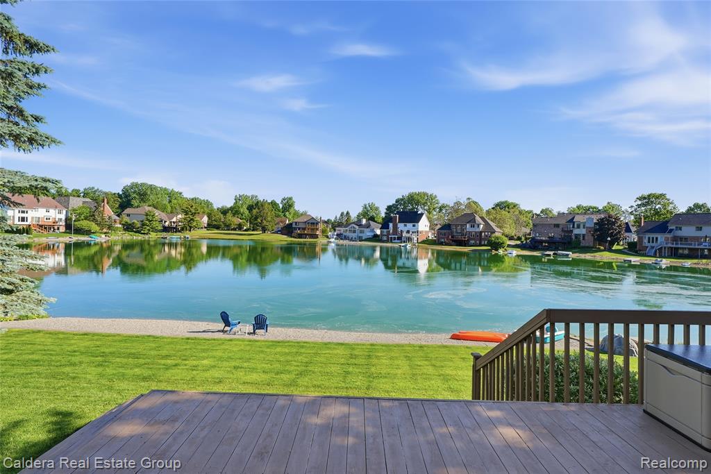 8915 Chestnut Run Drive, Utica, MI 48317 — Photo 53