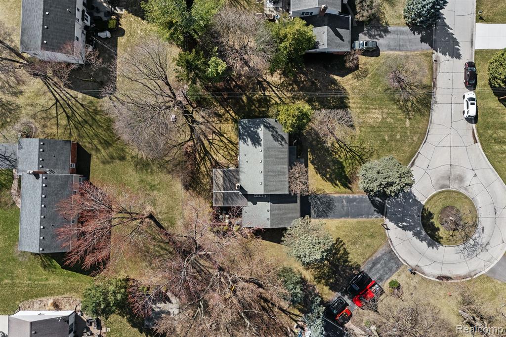856 THORNTREE, Bloomfield Hills, MI 48304 — Photo 54
