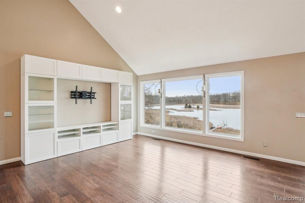 5001 GROVER Drive, Brighton, MI 48116 — Photo 7