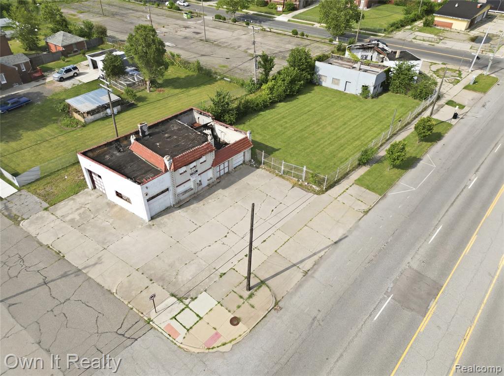 12941 MACK Avenue, Detroit, MI 48215