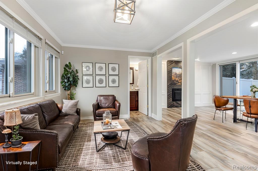 6500 RAINTREE Court, Canton, MI 48187 — Photo 10