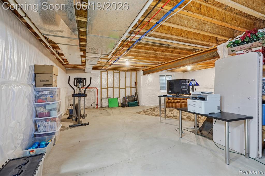 9001 Van Dusen Court, South Lyon, MI 48178 — Photo 33