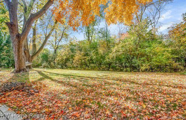 6572 Spruce Drive, Bloomfield Hills, MI 48301 — Photo 33