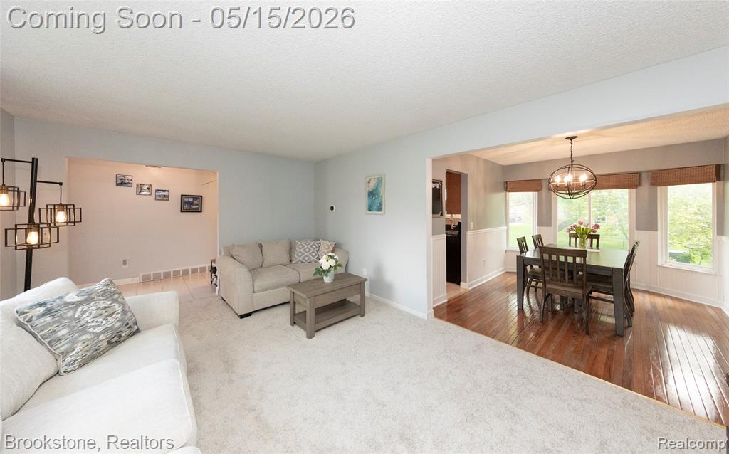 42088 Greenwood, Canton, MI 48187 — Photo 19