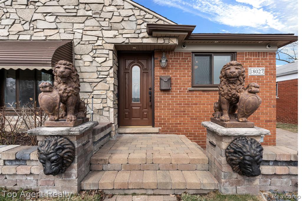18027 Curtain Avenue, Eastpointe, MI 48021 — Photo 43