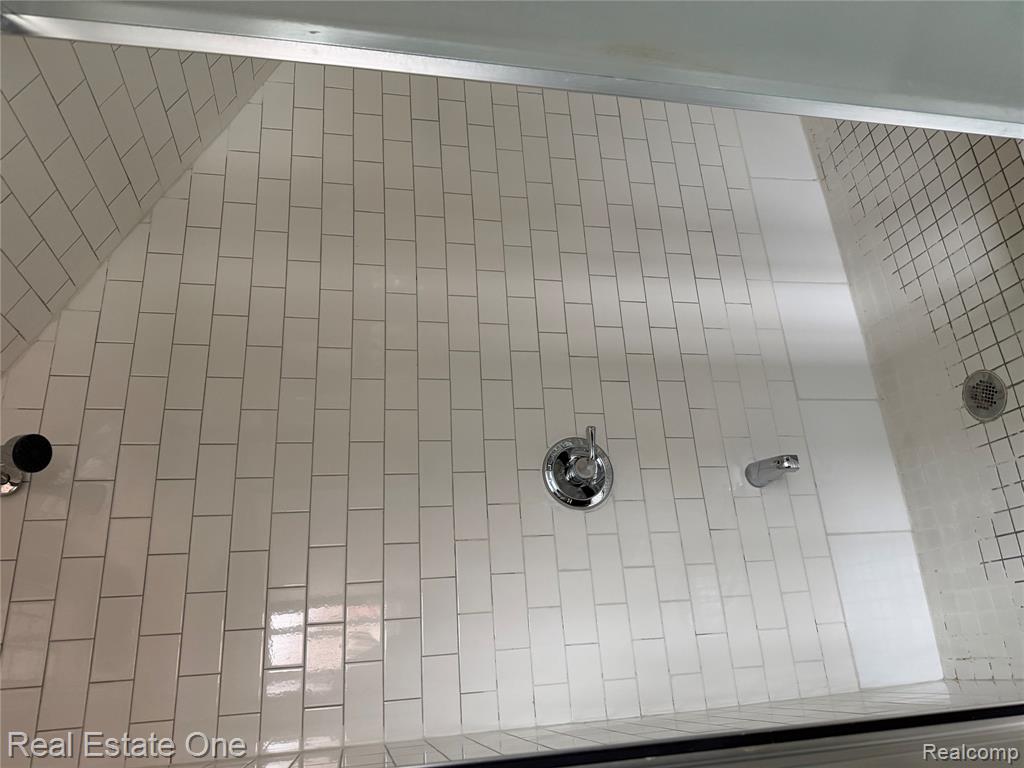 6421 OAKMAN Boulevard, Dearborn, MI 48126 — Photo 12