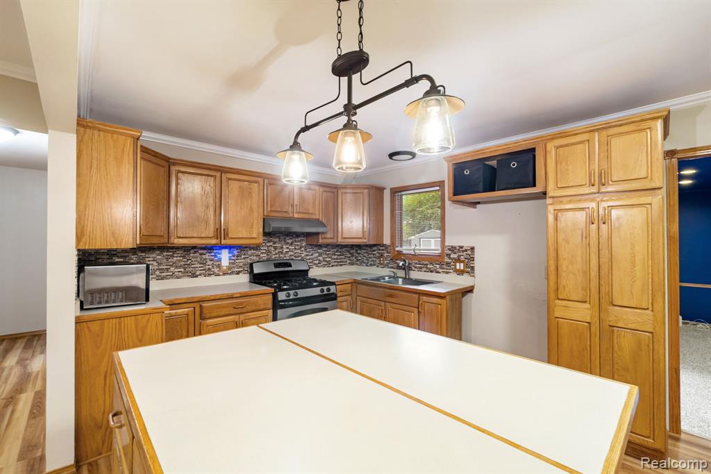 4535 Central Avenue, Clarkston, MI — Photo 8