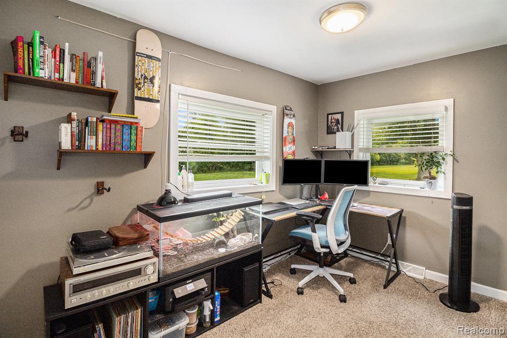 5429 Bangor Avenue, Flushing, MI 48433 — Photo 10