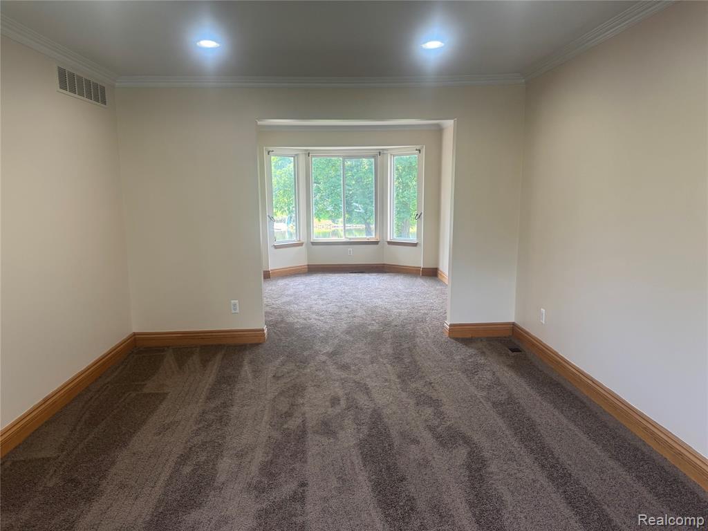 5245 Riverwalk Trail, Commerce Twp, MI 48382 — Photo 23