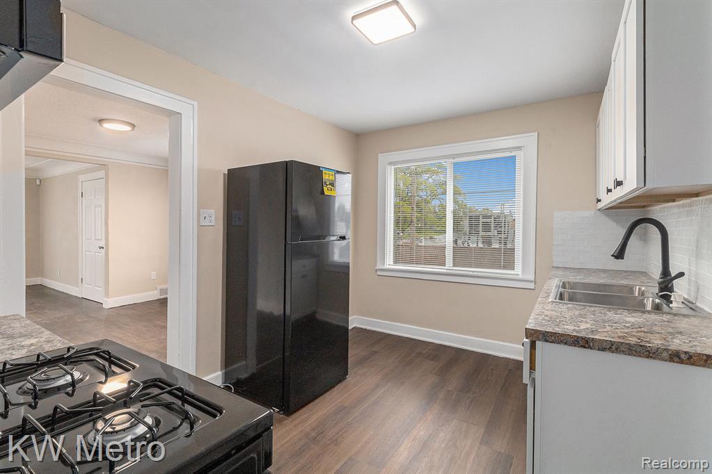 5025 Somerset Avenue, Detroit, MI 48224 — Photo 26