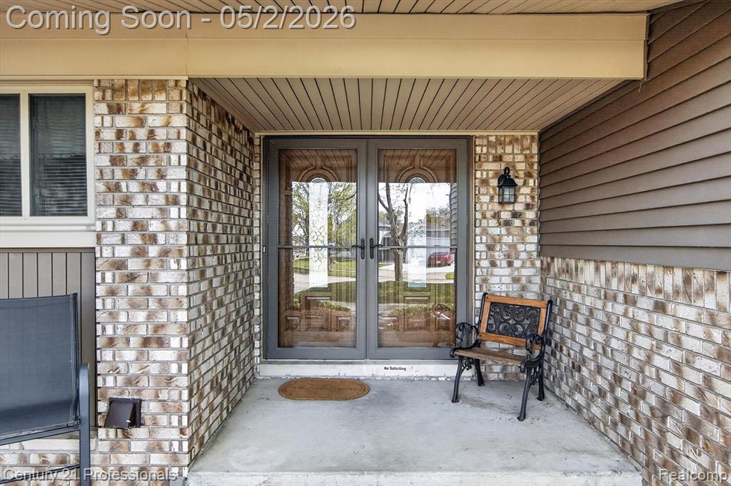 45560 Edgewood Court, Canton, MI 48187 — Photo 5