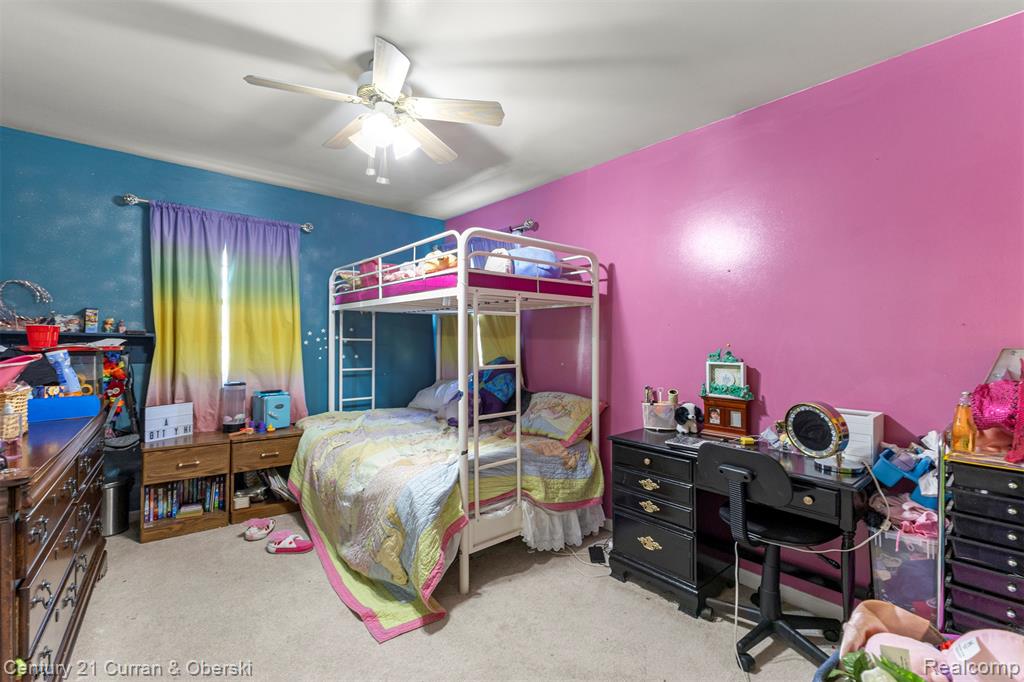 250 Chestnut Street, Wyandotte, MI 48192 — Photo 12