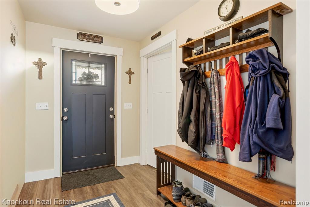 10413 Elms Road, Montrose, MI 48457 — Photo 10