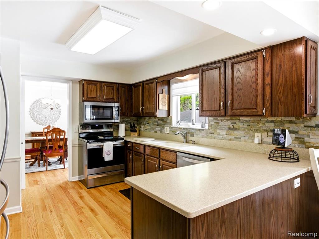 4174 Old Forge Drive, Fort Gratiot, MI 48059 — Photo 10