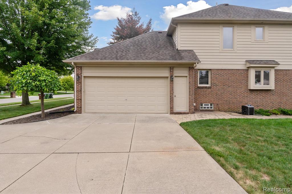 47509 Brockmor Drive, Shelby Twp, MI 48315 — Photo 48