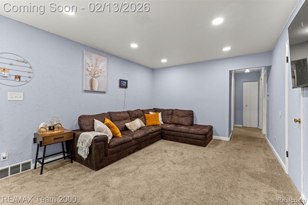 4940 Mayfair Street, Dearborn Heights, MI 48125 — Photo 8