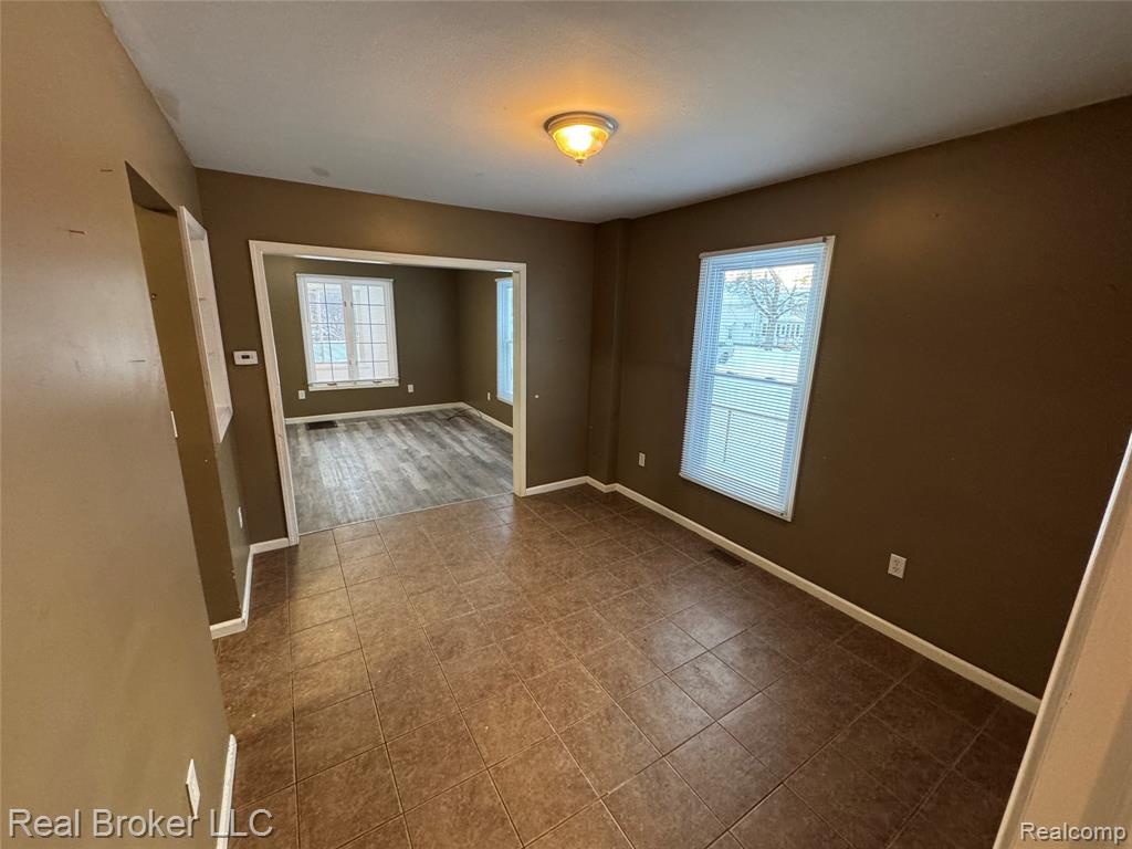 86 Hamilton Street, Pontiac, MI 48342 — Photo 10