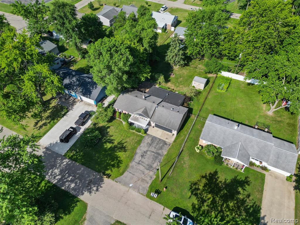 3557 Frankman Avenue, Waterford, MI 48329 — Photo 3