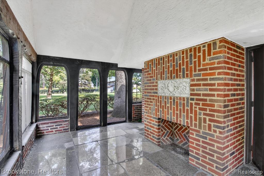 1735 Lincolnshire Drive, Highland Park, MI 48203 — Photo 12