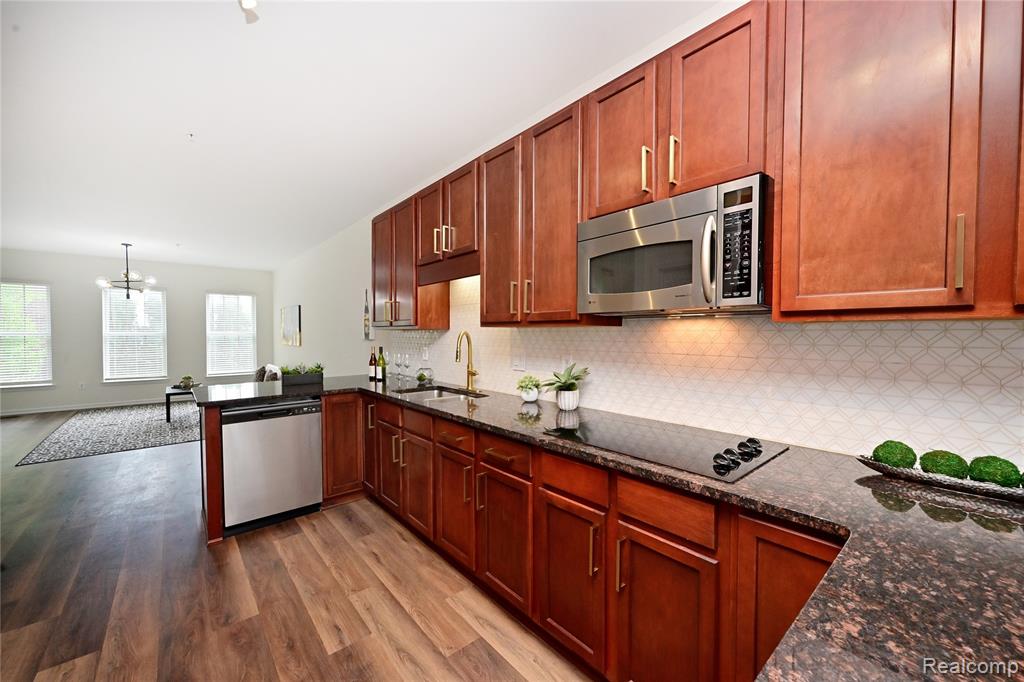 548 Graten Street, Birmingham, MI 48009 — Photo 10