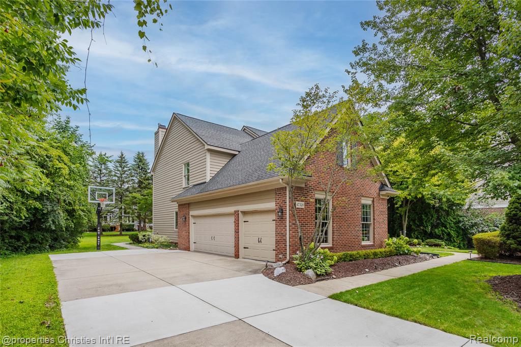 47320 Autumn Park Court, Novi, MI — Photo 47