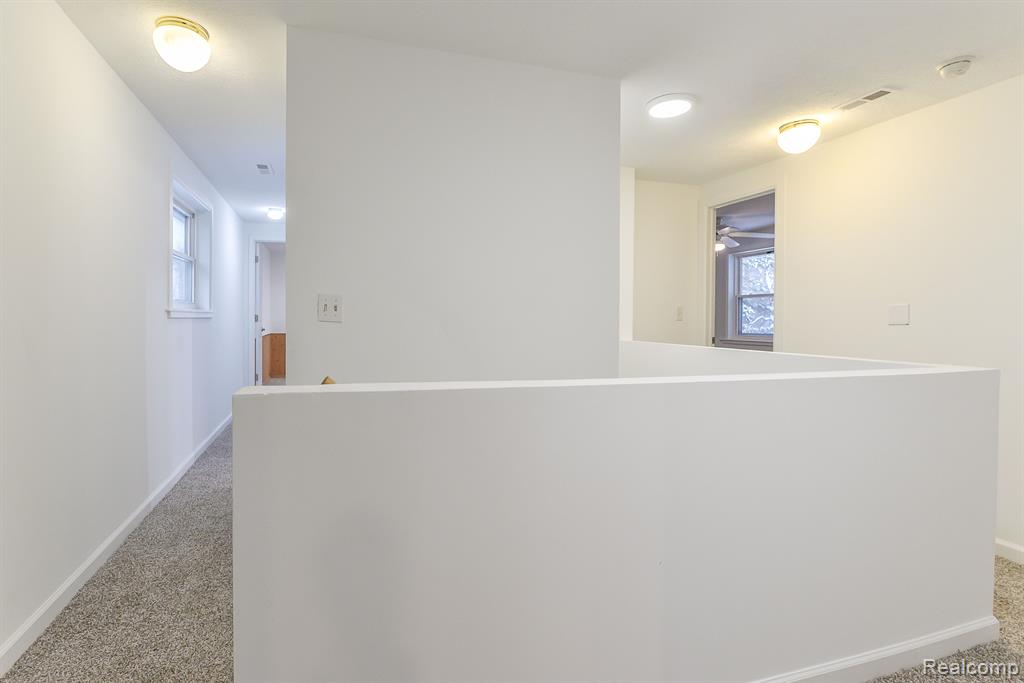 336 BEACHWAY Street, Whitmore Lake, MI 48189 — Photo 11