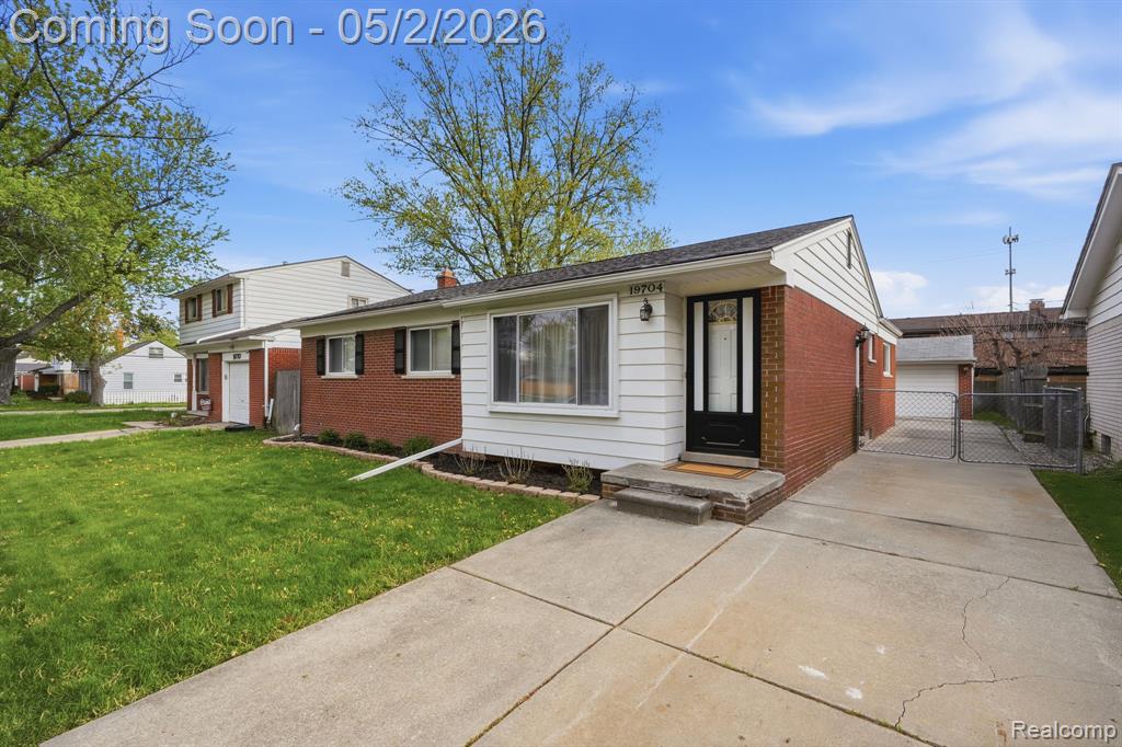 19704 Parkside Street, Saint Clair Shores, MI 48080 — Photo 3
